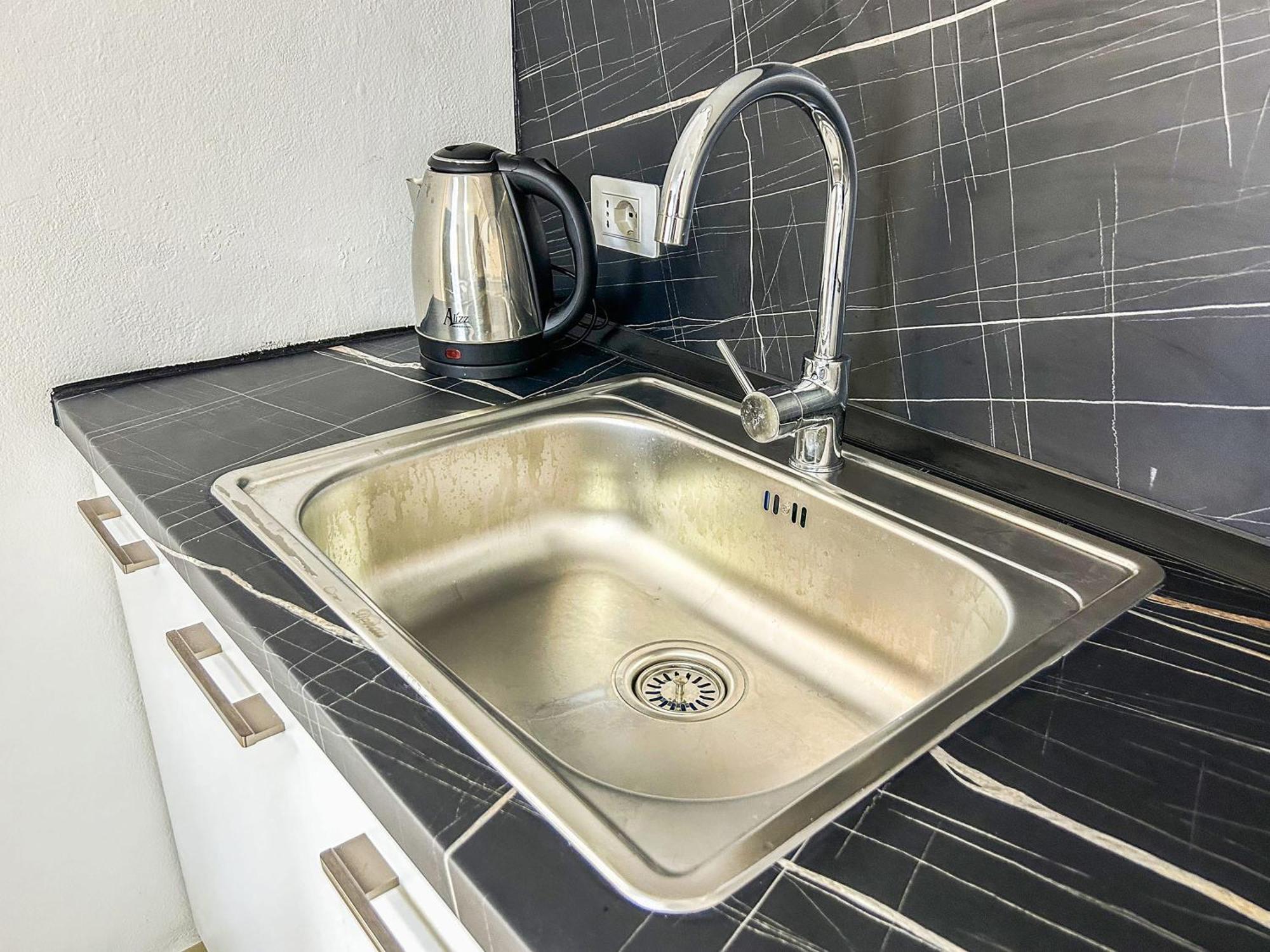 2 Bedrooms 981